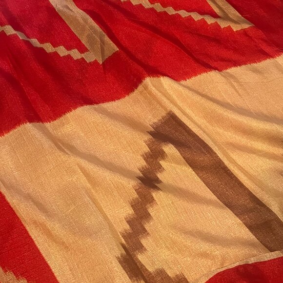 Red Designer printed marka silk saree for festive party looks - Picture 4 of 5